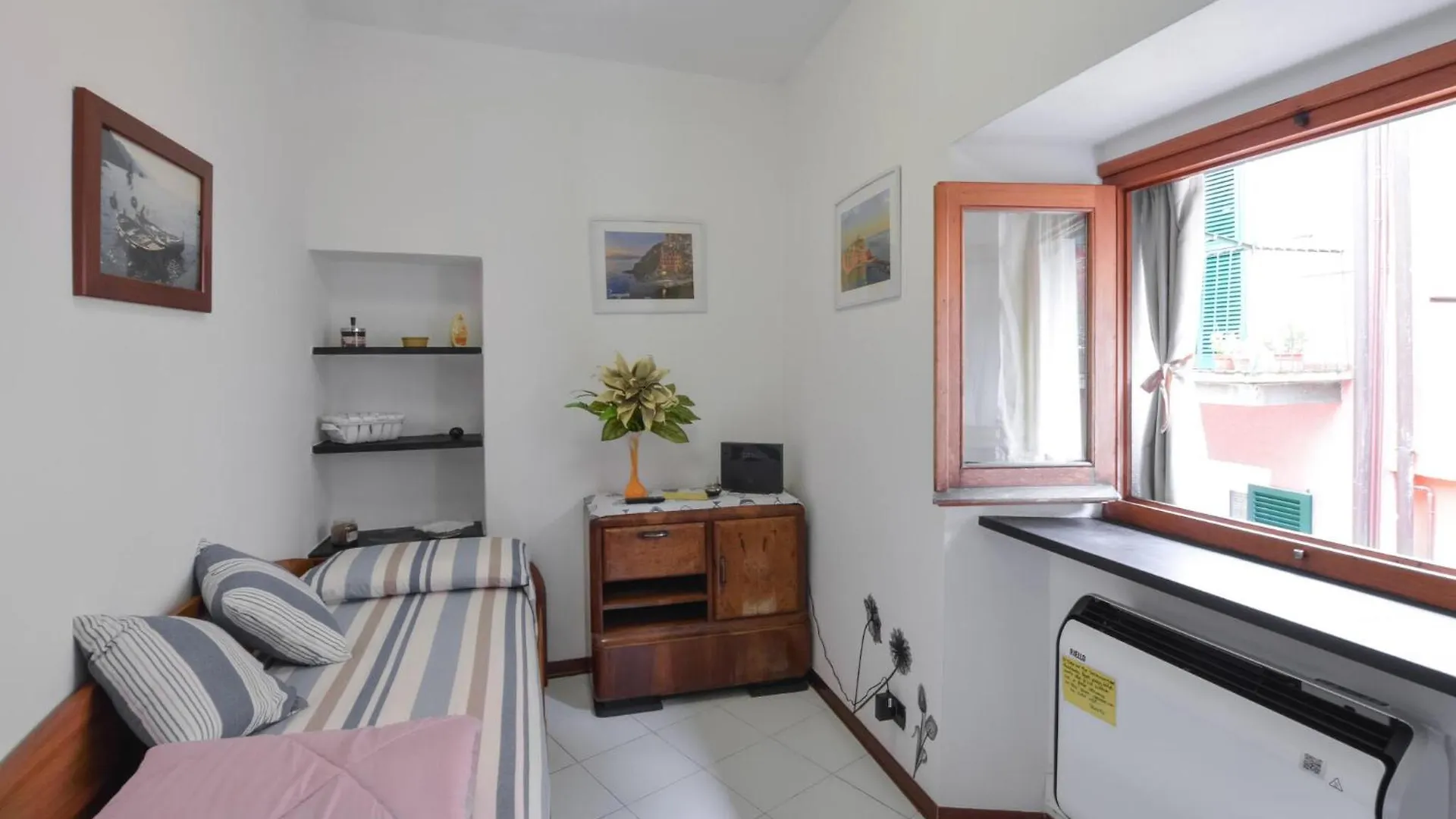 2 Bedroom Awesome Apartment In Monterosso Al Mare