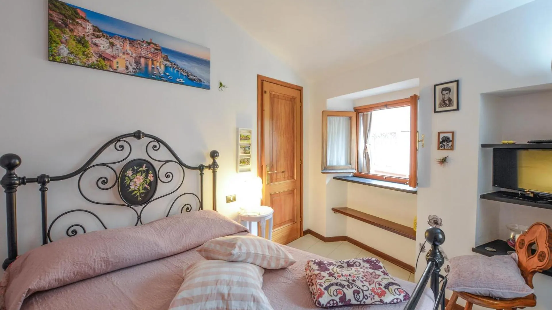 2 Bedroom Awesome Apartment In Monterosso Al Mare