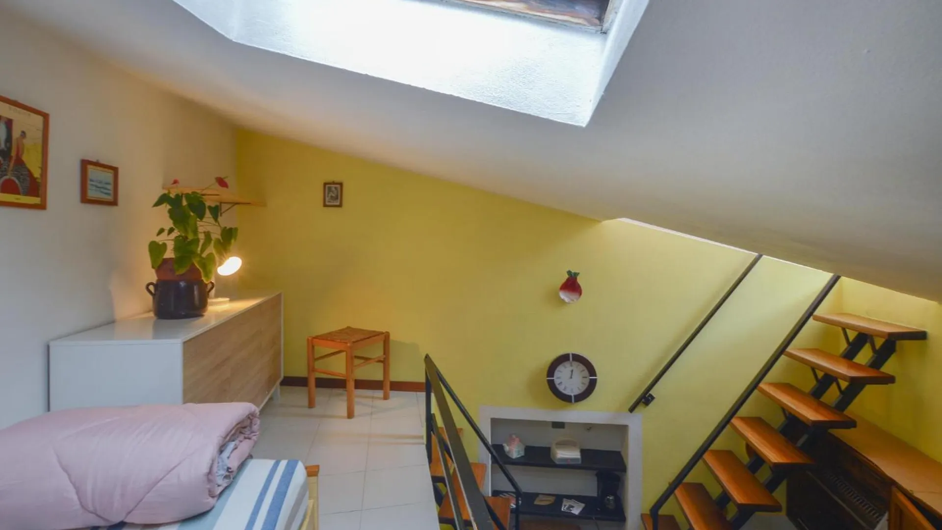 2 Bedroom Awesome Apartment In Monterosso Al Mare