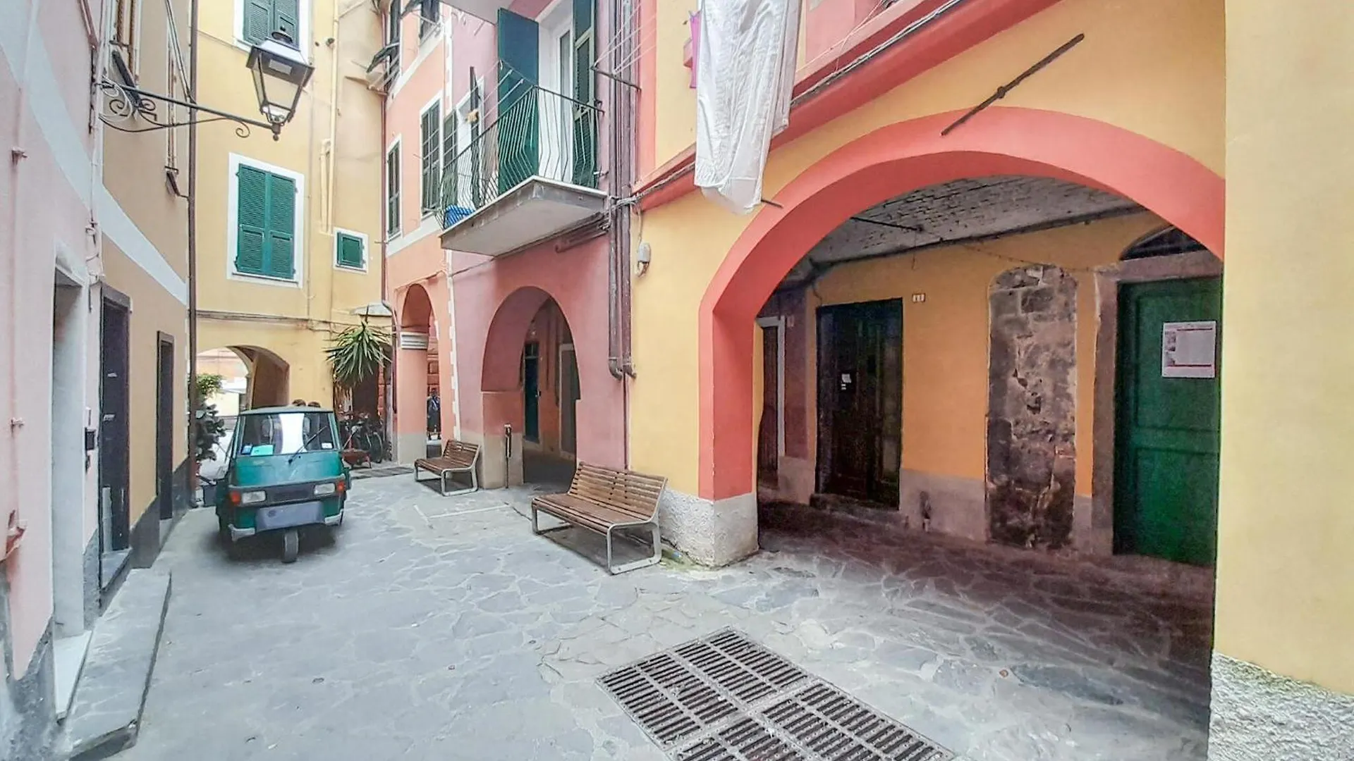 2 Bedroom Awesome Apartment In Monterosso Al Mare