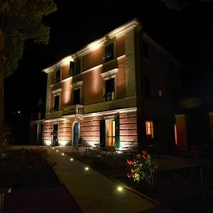 Accini Hotell